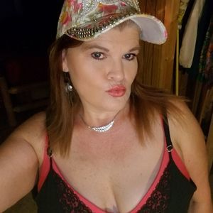 Meet your Posher, Shelly